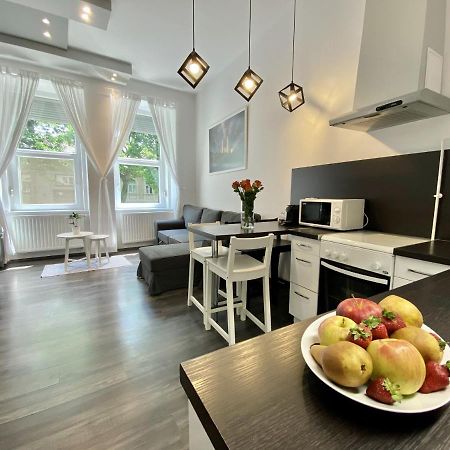 Art Apartment Szeged Eksteriør billede