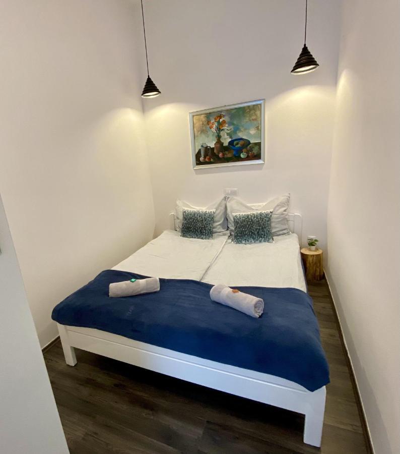 Art Apartment Szeged Eksteriør billede